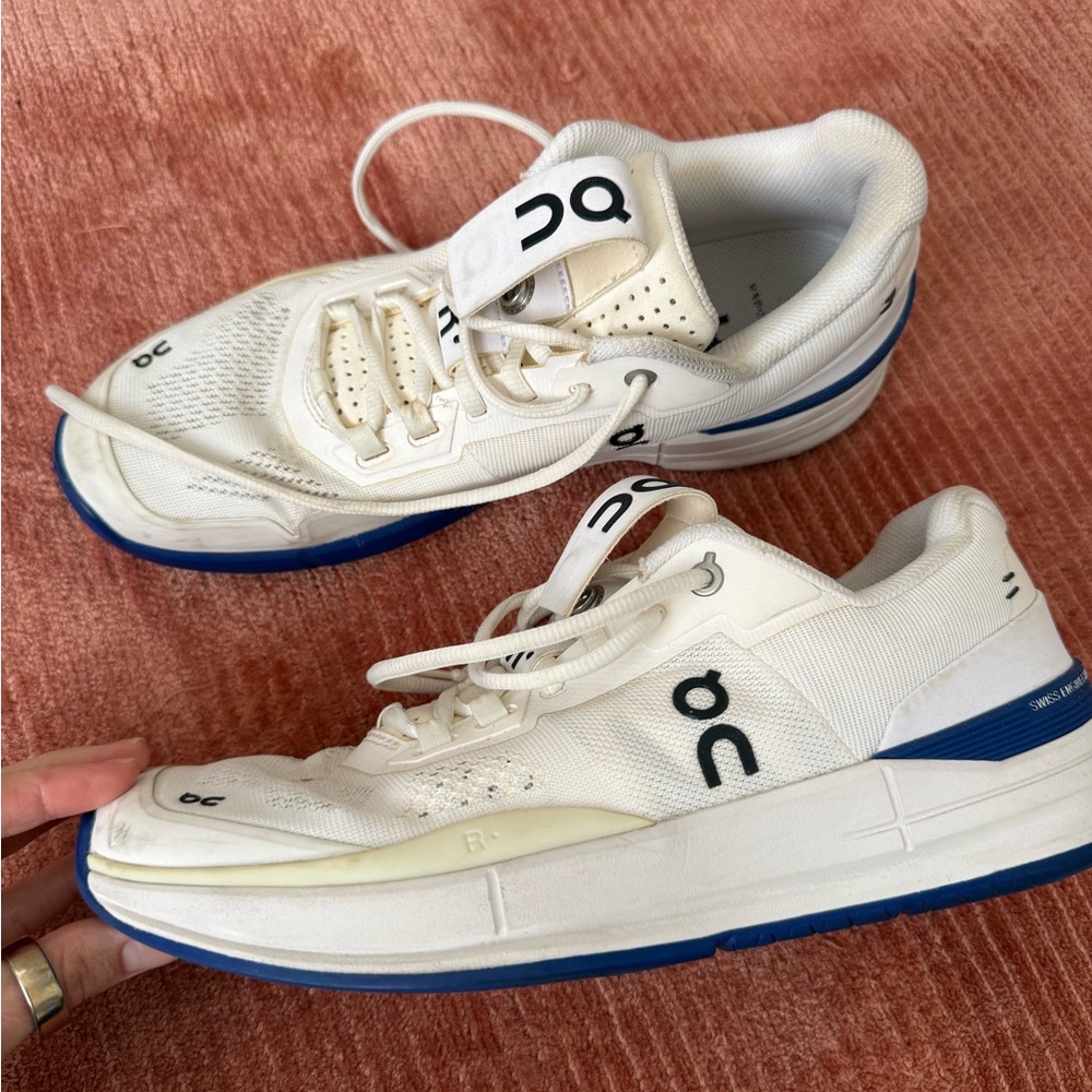 On Cloud White Tennis Shoes. Rodger Federer
